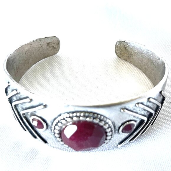Lucky Brand Silver-Tone Red Stone Cuff Bracelet - Picture 3 of 10